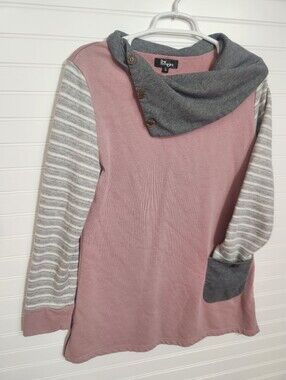 D Design Womens size large Collared Striped Rose Pink sweatshirt